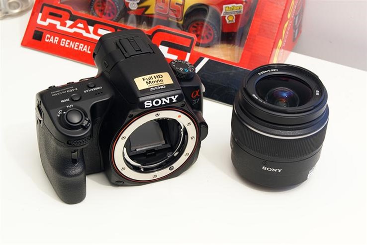 Sony SLT-A37 (14).jpg